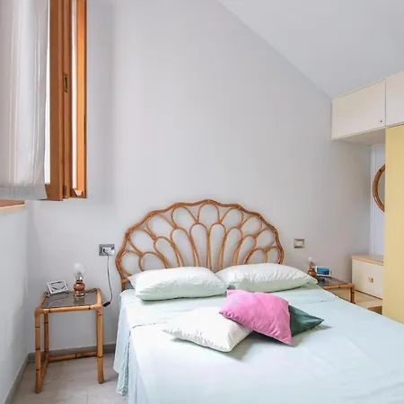 Holiday home Nice In Torre Del Lago With 3 Bedrooms And Wifi *
