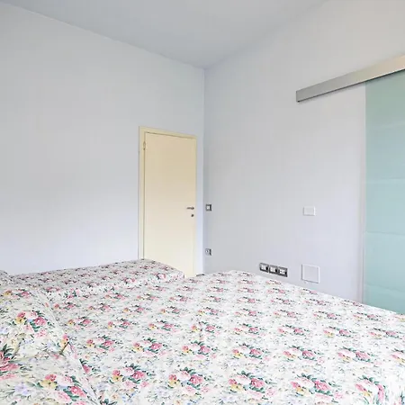 Holiday home Nice In Torre Del Lago With 3 Bedrooms And Wifi